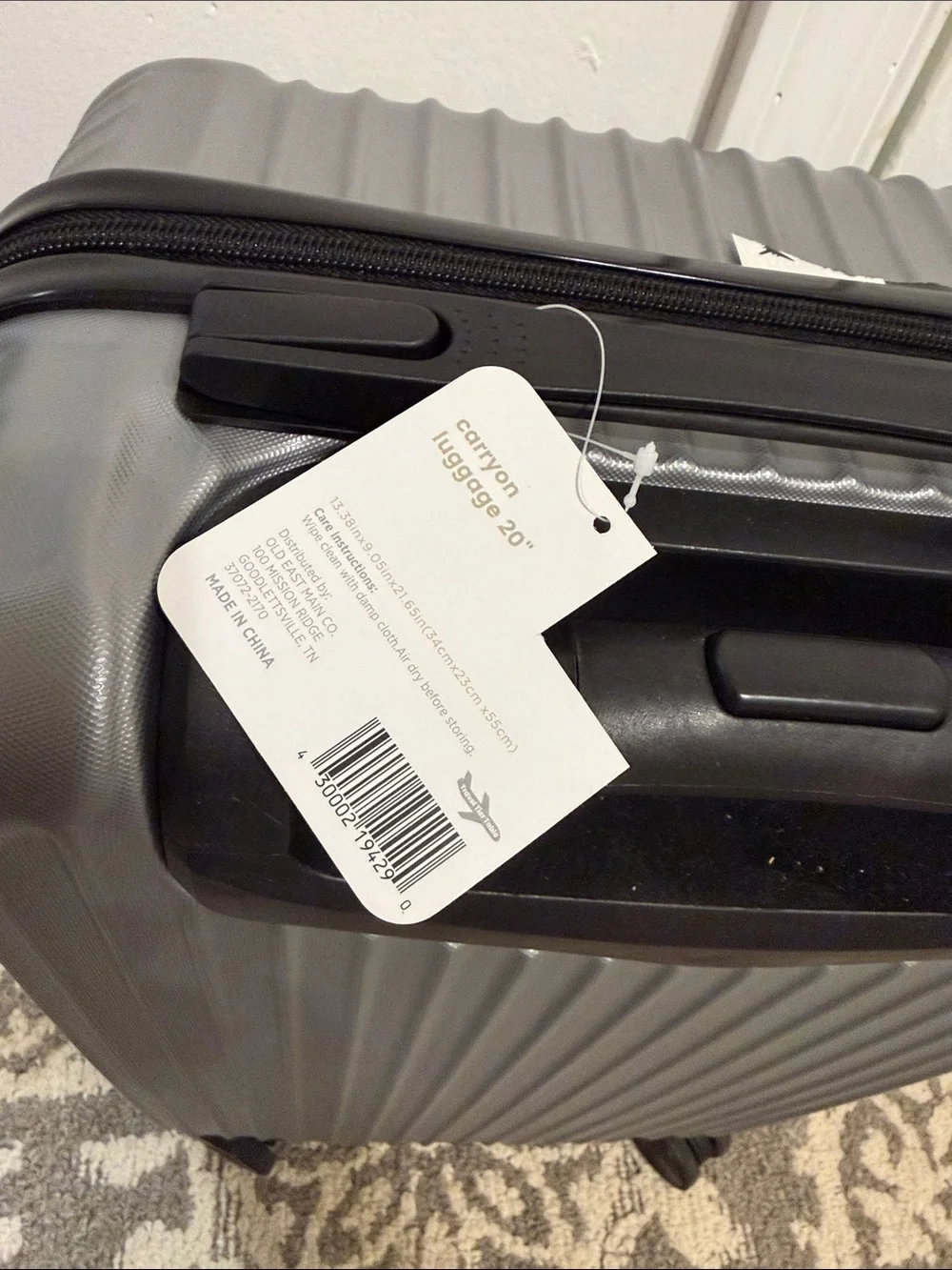 Silver Hard Shell Carry-On Spinner Luggage - Compact Travel Case